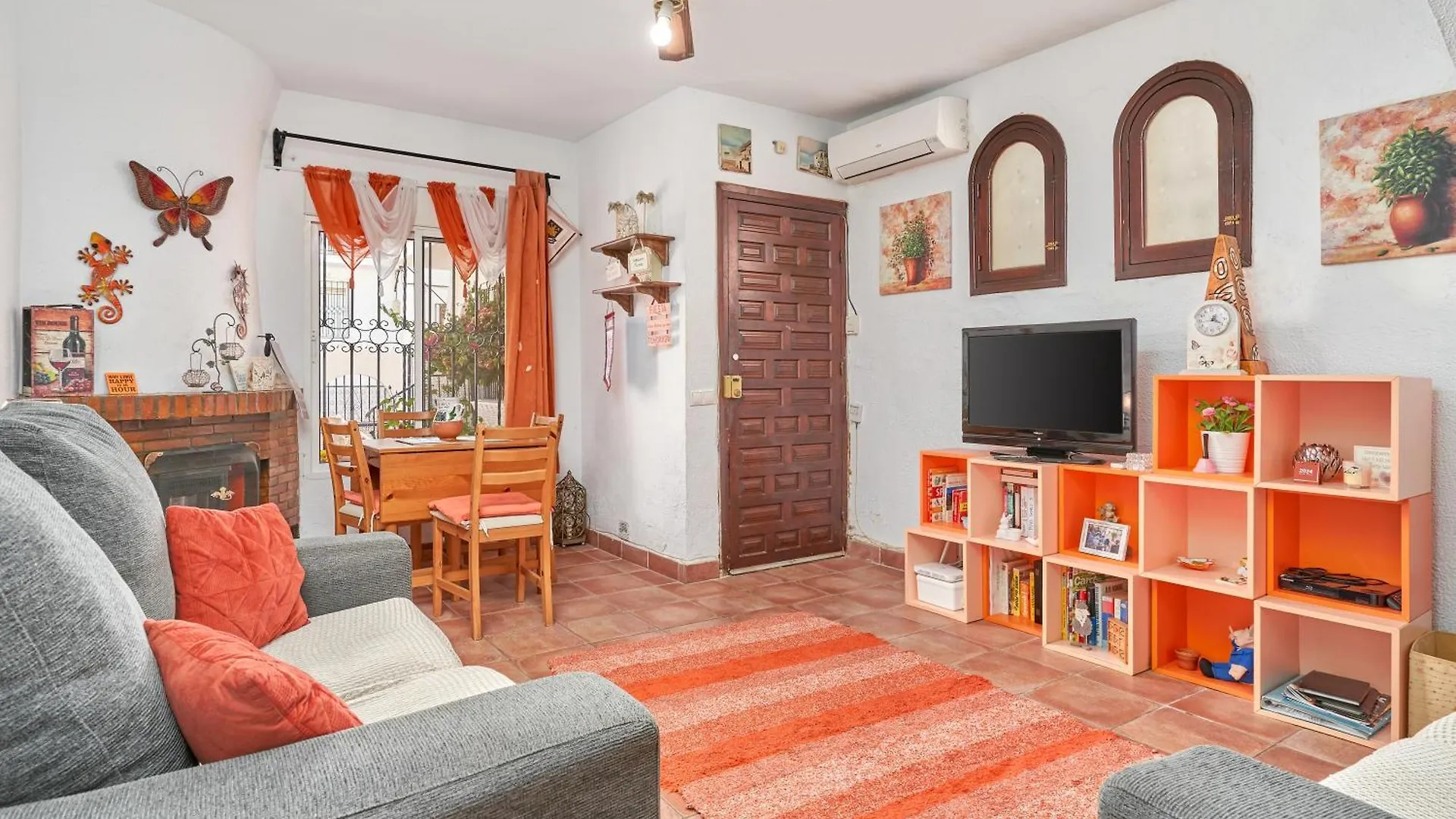 Villa Charming Townhouse In Nueva Nerja Ferienhaus